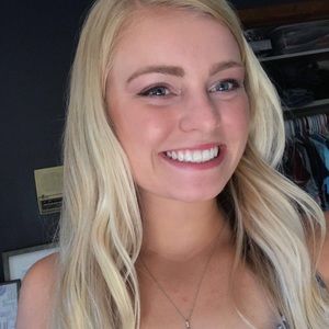 Meet your Posher, Kelli